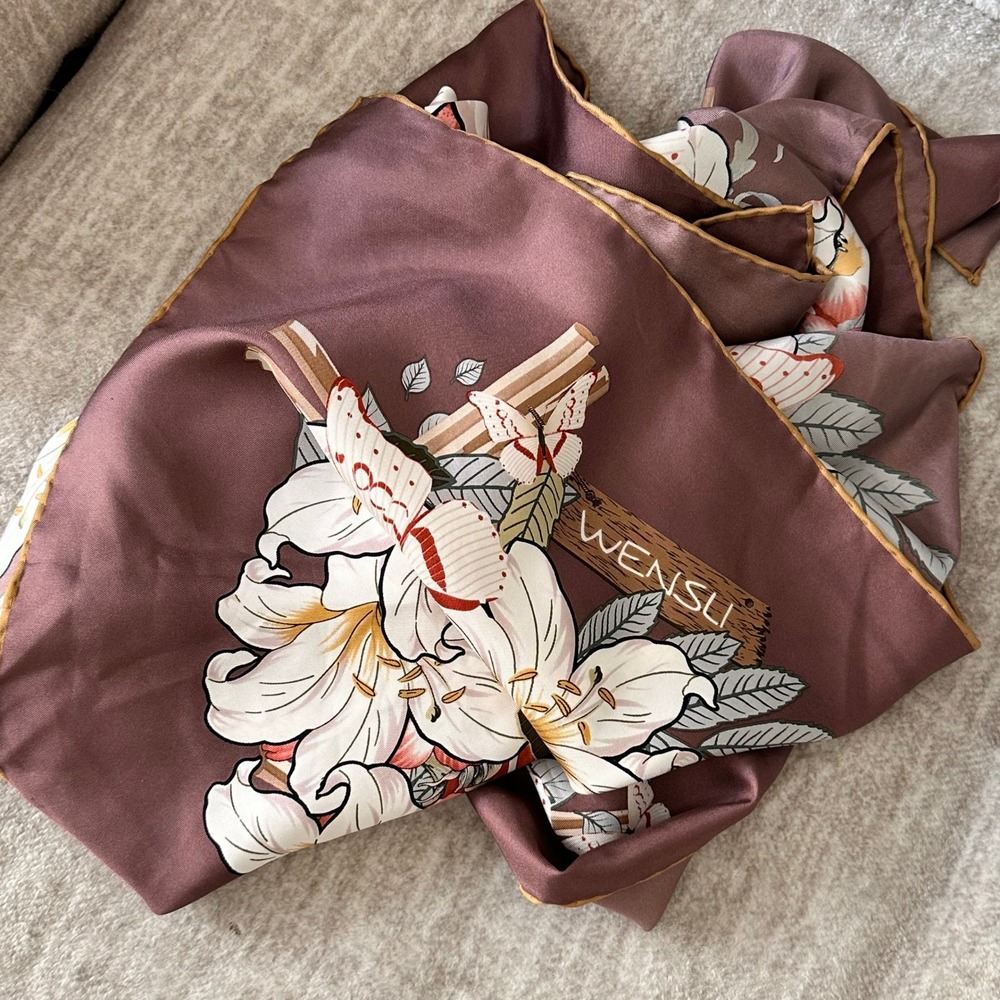 Wensli 100% Mulberry Silk Square Scarf Floral Butterfly Dusty Rose 34 x 34